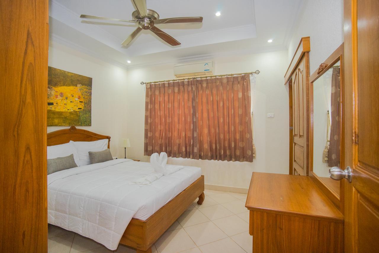 Adare Garden Pool Villas Pattaya Exteriör bild