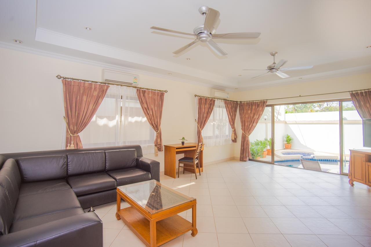 Adare Garden Pool Villas Pattaya Exteriör bild