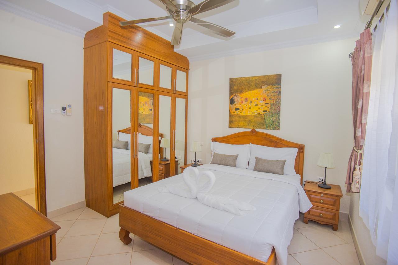 Adare Garden Pool Villas Pattaya Exteriör bild